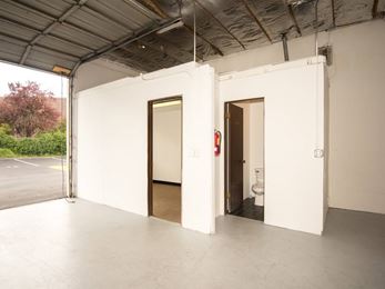 Photo 13 of Burnham Business-Storage - 8900 SW Burnham Street, Tigard, OR