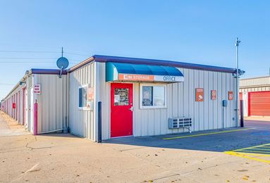 Photo 6 of Salina - 3335 S. 9th St, KS - 3335 S. 9th Street, Salina, KS