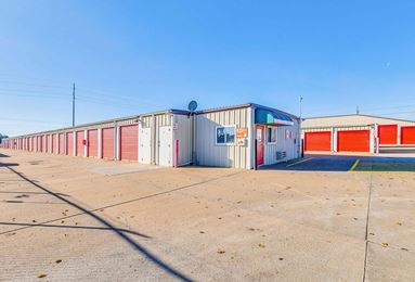 Photo 7 of Salina - 3335 S. 9th St, KS - 3335 S. 9th Street, Salina, KS