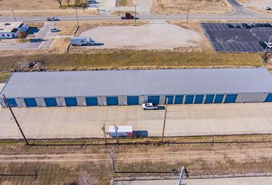 Photo 2 of Salina - 2820 Foxboro Dr, KS - 2820 Foxboro Drive, Salina, KS