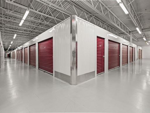 Source URL: https://cdngeneral.storagecafe.com/dmslivecafe/2/143515/p2311248_Interior-Units-3_1_PG.jpg?width=-1&height=385&quality=80