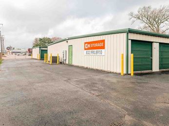 Photo 1 of Cleveland - 201 N Washington Ave, TX - 201 N Washington Ave, Cleveland, TX