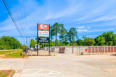 Storage Units for Rent available at 1910 Macon Rd,, Perry, GA 37419
