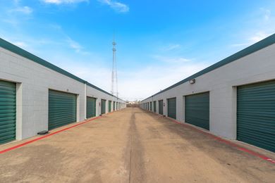 Photo 4 of Storage Fit - 3701 Dividend Drive, Garland, TX
