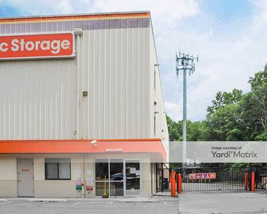 Storage Units for Rent available at 1107 Goethals Road North, Staten Island, NY 10303