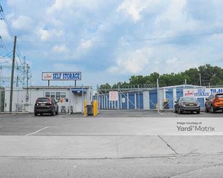 Photo 3 of U Store Self Storage - 1690 South Avenue, Staten Island, NY