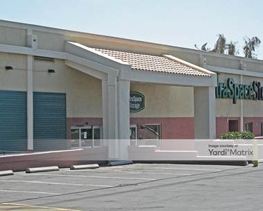 Storage Units for Rent available at 2721 East Greenway Pkwy, Phoenix, AZ 85032