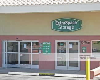 Photo 3 of Extra Space Storage - 2721 East Greenway Pkwy, Phoenix, AZ