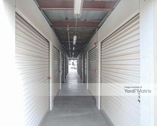 Photo 4 of RightSpace Storage - 2121 South Litchfield Road, Goodyear, AZ