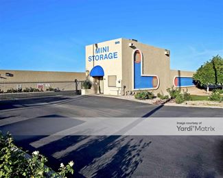 Photo 2 of Paradise Mini Storage - 5913 West Paradise Lane, Glendale, AZ