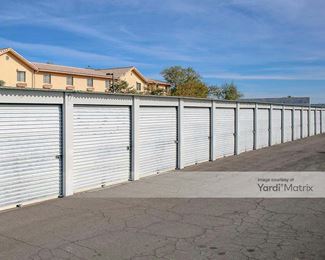 Photo 3 of Public Storage - 5333 South Priest Road, Tempe, AZ