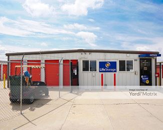 Photo 1 of Extra Space Storage - 850 Baseline Road, Brighton, CO