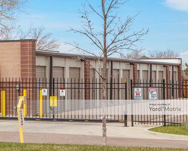 Storage Units for Rent available at 11645 West Belleview Avenue, Littleton, CO 80127