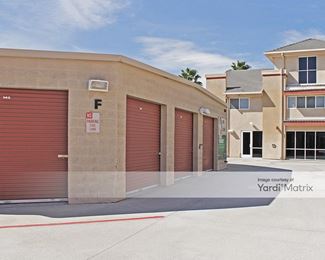 Photo 4 of Extra Space Storage - 7404 Boulder Avenue, Highland, CA