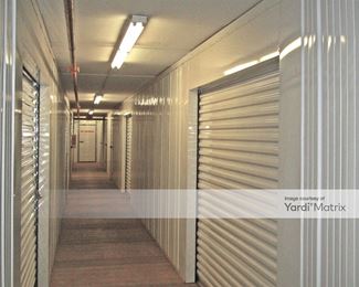 Photo 3 of Public Storage - 8122 East Paradise Lane, Scottsdale, AZ