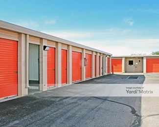 Photo 3 of Public Storage - 9201 East Tanque Verde Road, Tucson, AZ