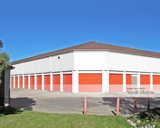 Photo 3 of Public Storage - 5080 Leetsdale Drive, Denver, CO