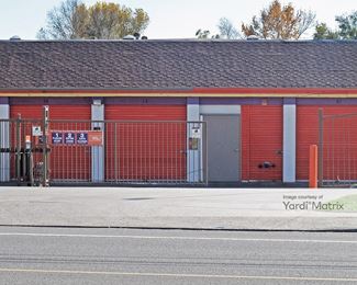 Photo 4 of Public Storage - 5080 Leetsdale Drive, Denver, CO