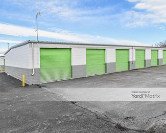 Photo 4 of Extra Space Storage - 406 South Lincoln Avenue, Loveland, CO