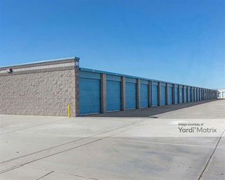 Photo 2 of RightSpace Storage - 10150 I Avenue, Hesperia, CA