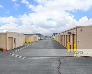 Photo 3 of ClearHome Self Storage - 30125 US Highway 74, Homeland, CA
