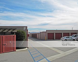 Photo 3 of Extra Space Storage - 3285 North Locust Avenue, Rialto, CA