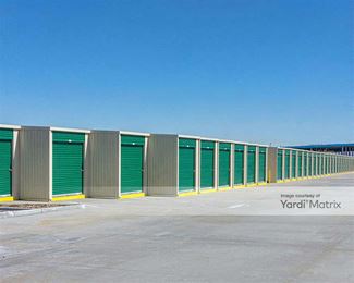 Photo 3 of RightSpace Storage - 12185 Locust Avenue, Victorville, CA