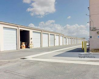 Photo 2 of Extra Space Storage - 40050 Harris Lane, Palm Desert, CA