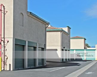 Photo 4 of Extra Space Storage - 18777 Bloomington Avenue, Bloomington, CA