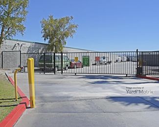 Photo 4 of Extra Space Storage - 1000 North Farrell Drive, Palm Springs, CA