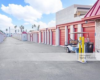 Photo 2 of SecurCare Self Storage - 395 Iowa Avenue, Riverside, CA