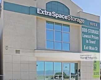 Photo 3 of Extra Space Storage - 9353 Mariposa Road, Hesperia, CA