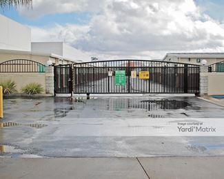 Photo 3 of Extra Space Storage - 550 Central Avenue, Lake Elsinore, CA