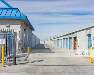 Photo 2 of RightSpace Storage - 13533 Powhatan Court, Apple Valley, CA