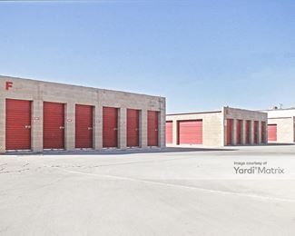Photo 3 of Devon Self Storage - 22075 Highway 18, Apple Valley, CA