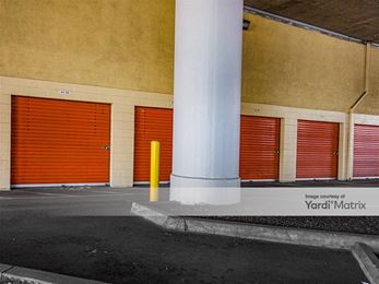 Photo 5 of Fort Self Storage - 1651 South Central Avenue, Los Angeles, CA