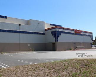 Photo 3 of Public Storage - 380 Crenshaw Blvd, Torrance, CA