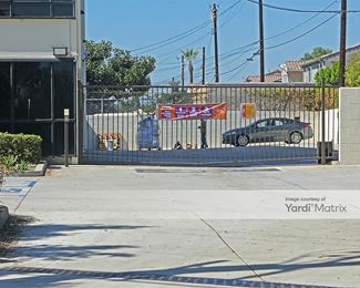 Photo 3 of Public Storage - 5941 Venice Blvd, Los Angeles, CA