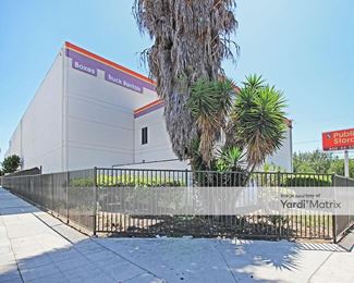 Photo 2 of Public Storage - 6202 Willoughby Avenue, Los Angeles, CA