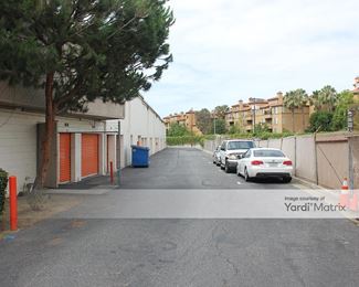 Photo 4 of Storelocal Storage - 5544 West Centinela Avenue, Los Angeles, CA