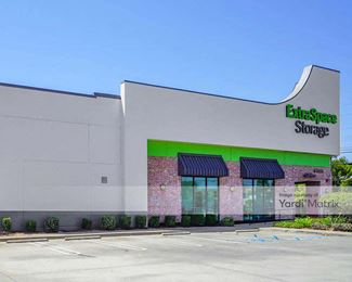 Photo 3 of Extra Space Storage - 4320 West 190th Street, Torrance, CA