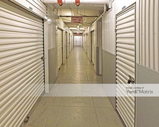 Photo 3 of Los Angeles Self Storage - 1000 West 6th Street, Los Angeles, CA