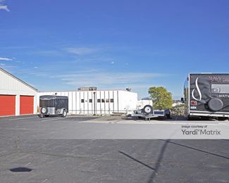 Photo 4 of Public Storage - 9600 East Costilla Avenue, Englewood, CO