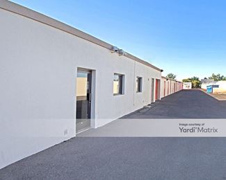 Photo 4 of Public Storage - 8615 East Mcdowell Road, Scottsdale, AZ