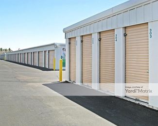 Photo 4 of Extra Space Storage - 15626 North Cave Creek Road, Phoenix, AZ