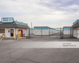 Photo 3 of RightSpace Storage - 1460 West Broadway Road, Mesa, AZ