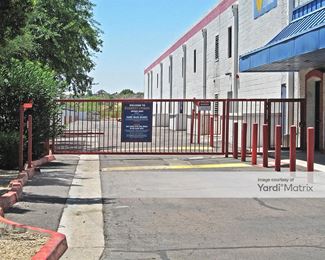 Photo 2 of Everest Self Storage - 1025 East Bell Road, Phoenix, AZ