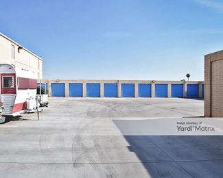 Photo 2 of Extra Space Storage - 2727 West Missouri Avenue, Phoenix, AZ
