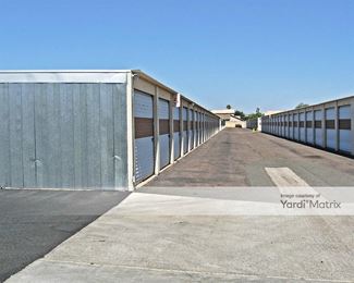 Photo 2 of Guardian Self Storage - 15635 North 32nd Street, Phoenix, AZ