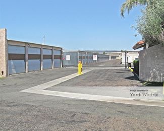 Photo 4 of Guardian Self Storage - 15635 North 32nd Street, Phoenix, AZ
